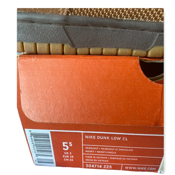 Vintage Nike Dunk Low Retro Size 5.5 - Nike Dunk Low Hazelnut Light Chocolate - Picture 4 of 11
